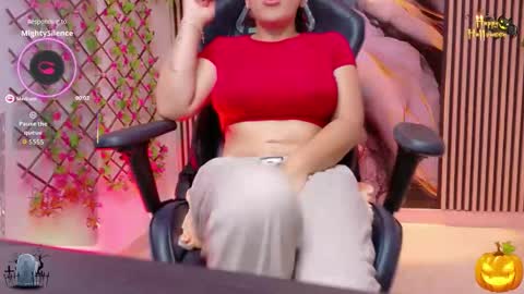 Snapshot of pam_roberts chatting on 10/31/25, 07:26 Pam online show from 10/31/25, 07:26