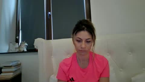 Snapshot of pamela051087 chatting on 04/29/26, 12:31 Pamela051087 online show from 04/29/26, 12:31