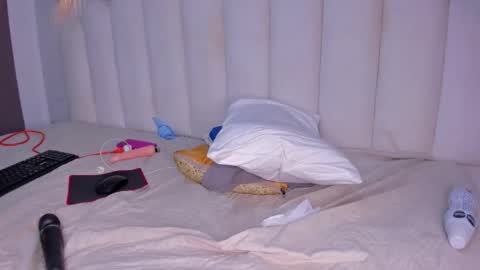 pamela online show from 02/11/26, 11:43