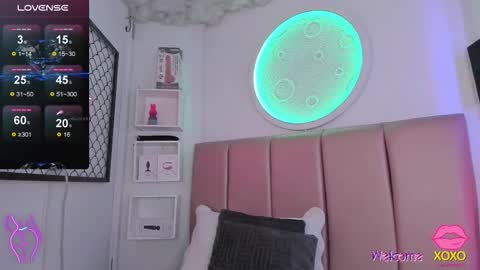 Snapshot of pamela_dimantis_ chatting on 02/15/26, 07:51 Pamela online show from 02/15/26, 07:51