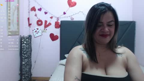 pamela_echeverria online show from 04/14/26, 11:27