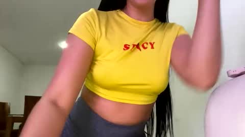 pamela_milleer online show from 04/05/26, 04:20