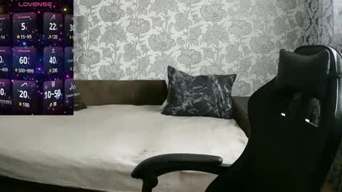 Snapshot of pamela_passion chatting on 02/18/25, 11:33 pamela_passion online show from 02/18/25, 11:33