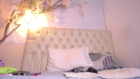 Pamela online show from 12/16/25, 07:52