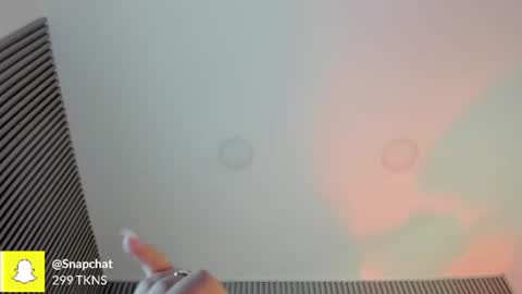 Manuela online show from 06/14/26, 07:16