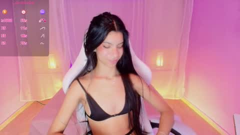 Snapshot of pamelaascott chatting on 02/11/25, 02:14 P A M online show from 02/11/25, 02:14