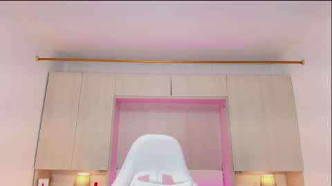 Snapshot of pamelaascott chatting on 02/20/25, 08:47 P A M online show from 02/20/25, 08:47
