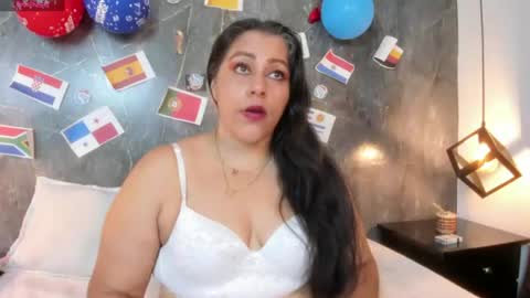 Snapshot of pamelaasshorny chatting on 07/08/26, 07:29 Pamela online show from 07/08/26, 07:29