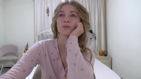 Pamela Blair online show from 11/01/25, 07:16