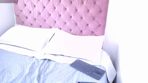 PamelaEvans   online show from 02/26/25, 04:14