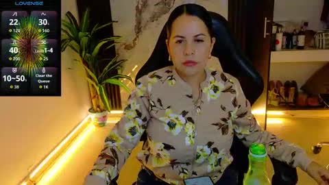 Paola online show from 09/16/25, 01:17
