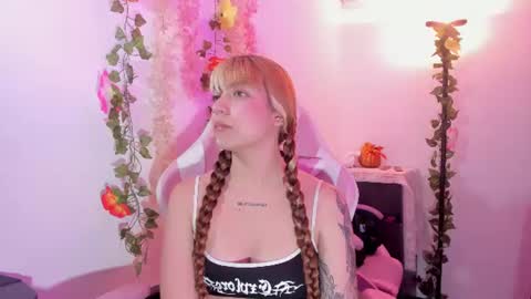 Snapshot of pamelajhonsom chatting on 06/26/26, 06:07 pamelajhonsom online show from 06/26/26, 06:07