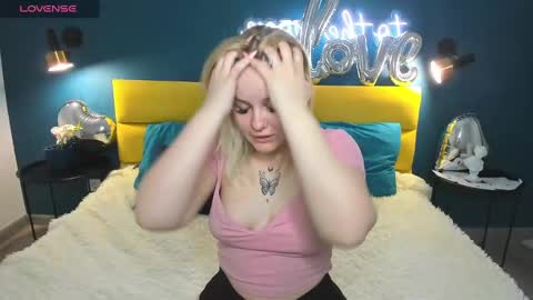 Pamella online show from 02/17/25, 01:15