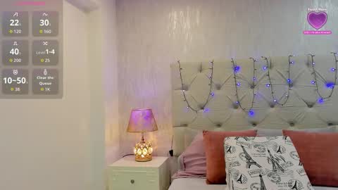 Snapshot of pamelamiler_ chatting on 09/15/25, 12:05 TELL ME PAMELLA AND GIVE ME A GOOD GRADE ITS IMPORTANT online show from 09/15/25, 12:05