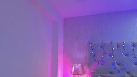 Snapshot of pamelamiler_ chatting on 10/14/25, 11:55 TELL ME PAMELLA AND GIVE ME A GOOD GRADE ITS IMPORTANT online show from 10/14/25, 11:55