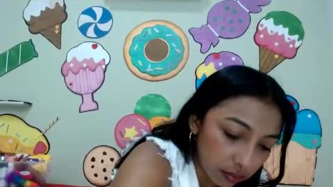 pamelaskiny20 online show from 05/06/26, 02:29