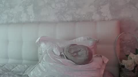 Snapshot of pamella_007 chatting on 10/17/25, 09:34 Pamella online show from 10/17/25, 09:34