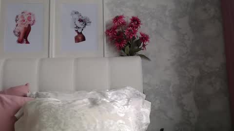 Pamella online show from 12/17/25, 08:53