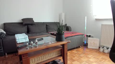 pampersandspanking online show from 12/04/25, 11:19