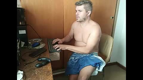 Pancho Madrid online show from 04/10/26, 01:49