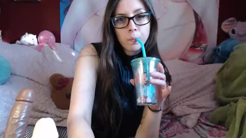 Snapshot of pandora_allsorts chatting on 02/27/25, 04:32 pandora-allsorts online show from 02/27/25, 04:32