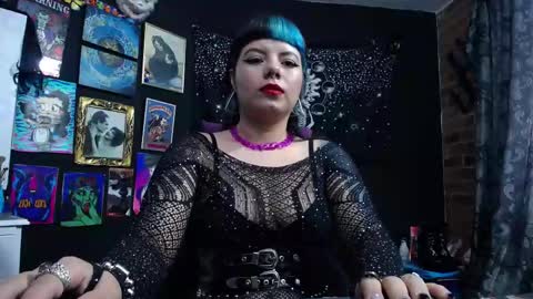       online show from 02/11/25, 06:01