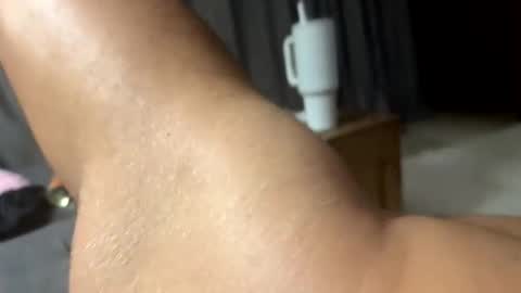 Snapshot of pandoroy chatting on 11/06/25, 02:23 Alone online show from 11/06/25, 02:23