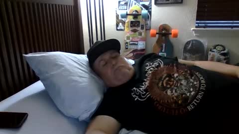 panos online show from 02/09/25, 01:35