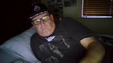 panos online show from 09/17/25, 01:02