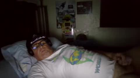 panos online show from 09/30/25, 02:16