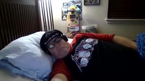 panos online show from 12/02/25, 12:10