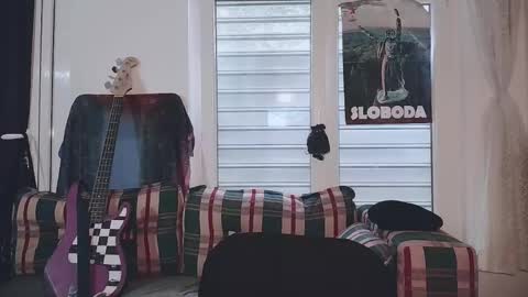 Snapshot of panther_cap chatting on 09/24/25, 08:28 In bio online show from 09/24/25, 08:28