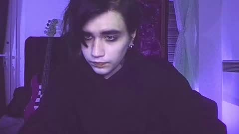 In bio online show from 03/12/26, 02:50