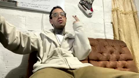 Snapshot of panthers_room chatting on 12/22/24, 11:22 panthers_room online show from 12/22/24, 11:22