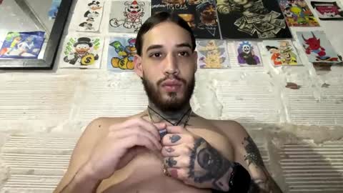 Snapshot of panthers_room chatting on 02/03/25, 01:30 panthers_room online show from 02/03/25, 01:30