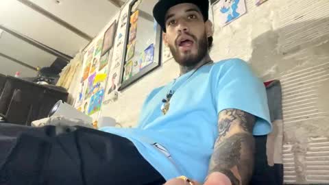 Snapshot of panthers_room chatting on 02/21/25, 11:54 panthers_room online show from 02/21/25, 11:54