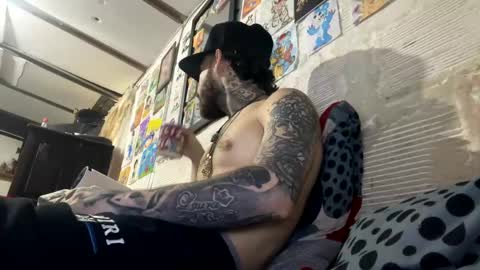 Snapshot of panthers_room chatting on 02/25/25, 09:57 panthers_room online show from 02/25/25, 09:57