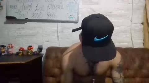 Snapshot of panthers_room chatting on 09/19/25, 04:58 panthers_room online show from 09/19/25, 04:58