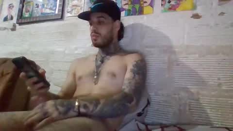 Snapshot of panthers_room chatting on 11/25/25, 06:57 panthers_room online show from 11/25/25, 06:57