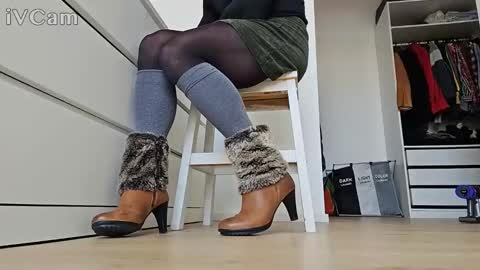 pantyhose_ggggg online show from 04/01/26, 11:22