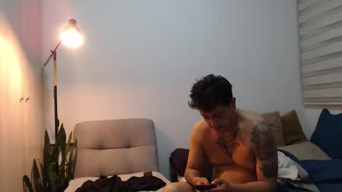 pantyhose_xxx_ online show from 02/25/26, 04:55