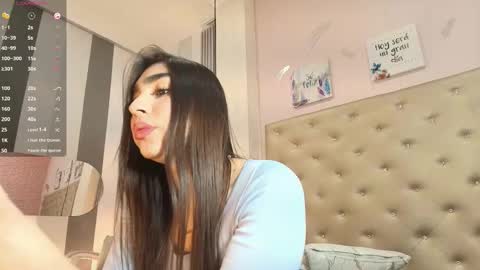      online show from 03/05/26, 02:51