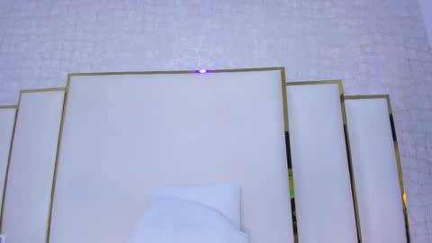 Snapshot of paolaa_rodriguez chatting on 11/13/25, 11:42 Paola online show from 11/13/25, 11:42