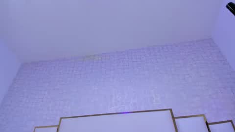 Snapshot of paolaa_rodriguez chatting on 11/29/25, 11:35 Paola online show from 11/29/25, 11:35