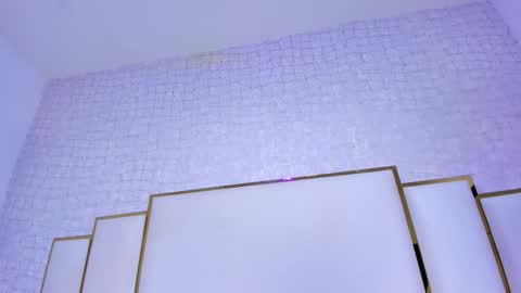 Snapshot of paolaa_rodriguez chatting on 01/11/26, 11:37 Paola online show from 01/11/26, 11:37