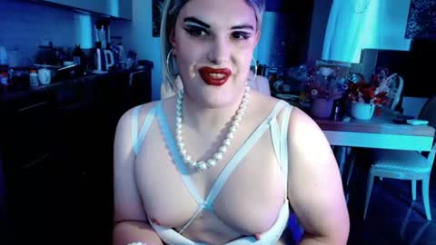 Sarina Williams online show from 06/23/26, 10:13