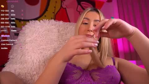 Lia online show from 02/13/26, 08:21