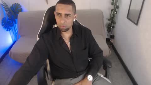 Snapshot of paolo_blaze chatting on 02/20/26, 12:38 PAOLO online show from 02/20/26, 12:38