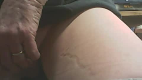 papajb70 online show from 02/16/26, 03:24