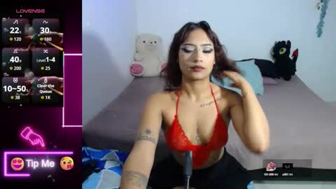 papi_mami_live_ online show from 10/15/25, 05:18